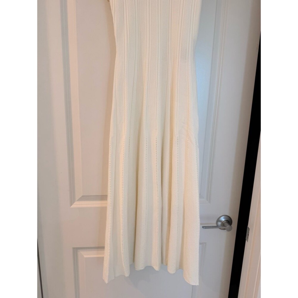 New MAJE White Sleeveless Embellished Knit midi dress with gold jewellery - Picture 10 of 16